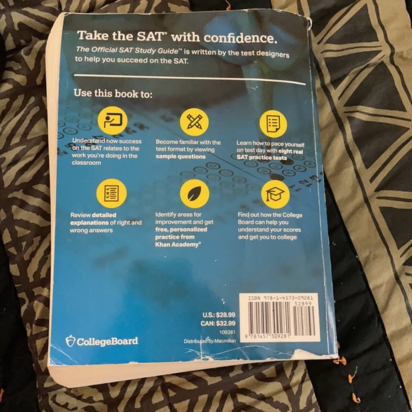 SAT practice book 8 practice tests - Picture 3 of 4